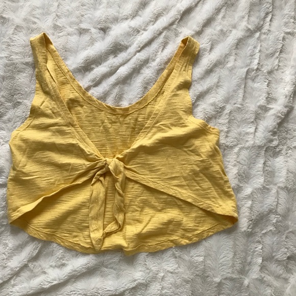 Forever 21 Tops - Yellow crop top